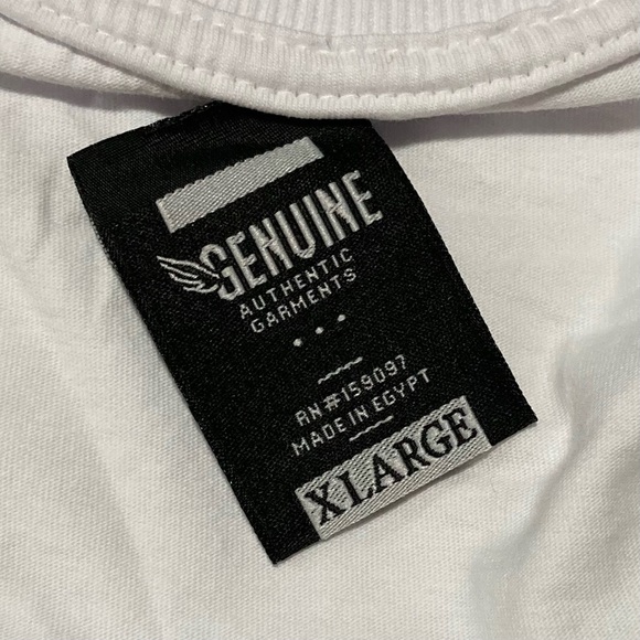 Genuine Merchandise Short Sleeve Tee with Simpsons Style Graphic - Some Wear - Picture 5 of 13